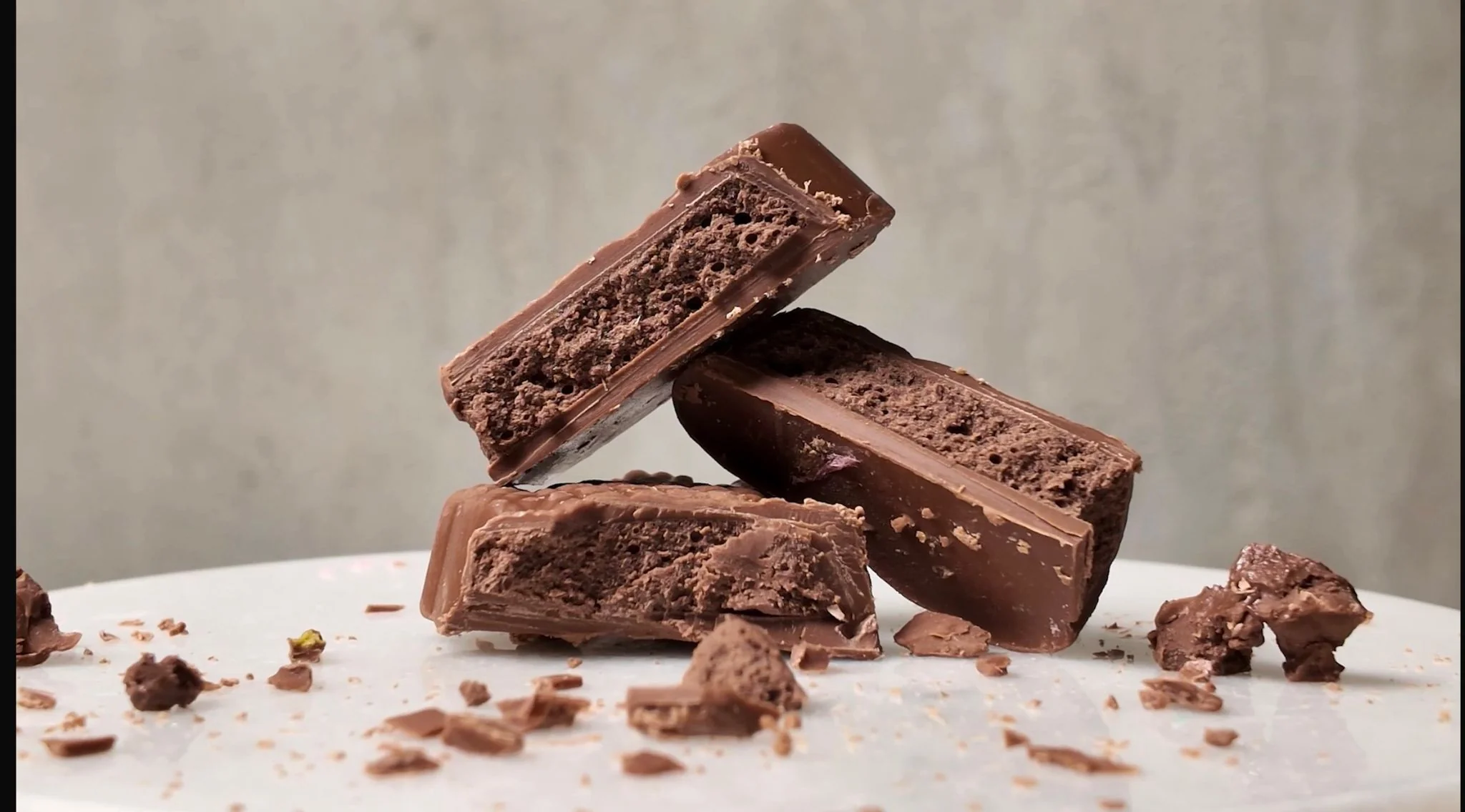 Viral Cartoon Chocolate Bar with Nutella Hazelnut Cream Filling - Image 5